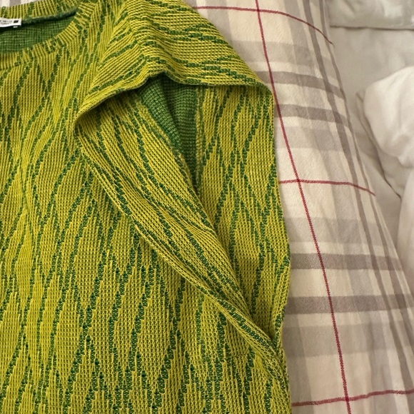 Zara Lime Green woman stuff - Picture 5 of 16